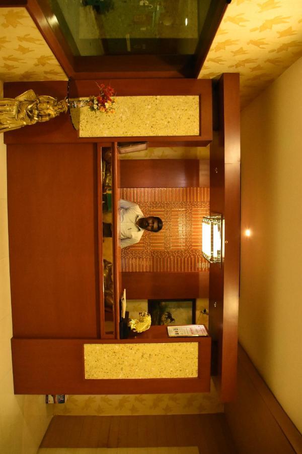 เอเวอเรสต์ พาร์ค เรสซิเดนซี Hotel Tiruchirappalli ภายนอก รูปภาพ