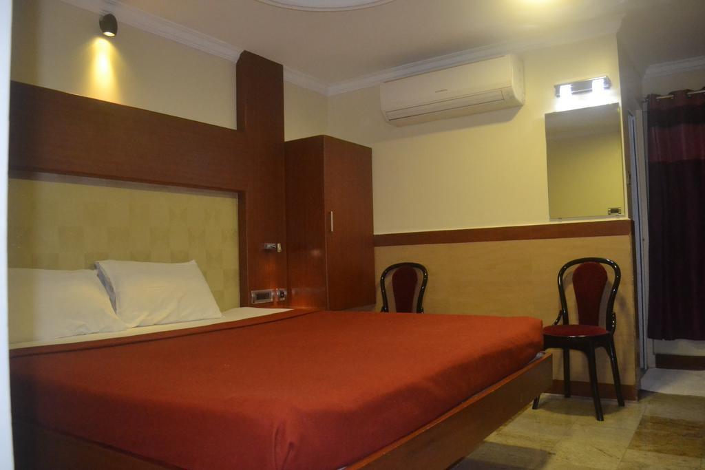 เอเวอเรสต์ พาร์ค เรสซิเดนซี Hotel Tiruchirappalli ห้อง รูปภาพ